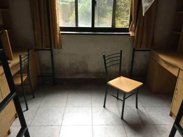 上海师范大学徐汇校区是全上海宿舍条件最差的学校吗