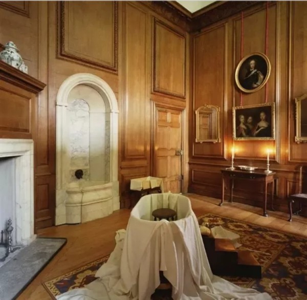 中世纪的人是不是不洗澡