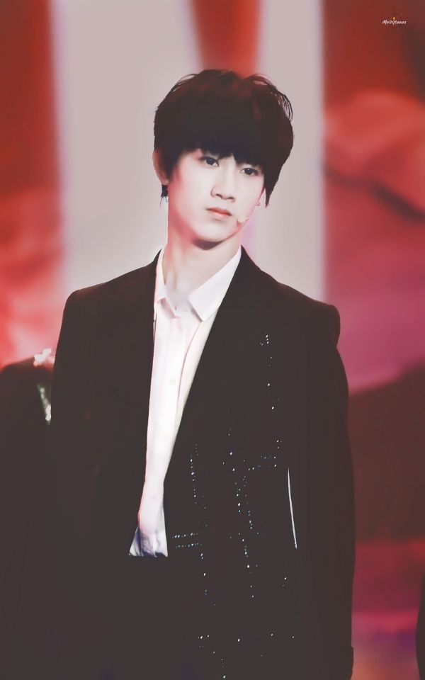 如何看待tf家族719出道事件