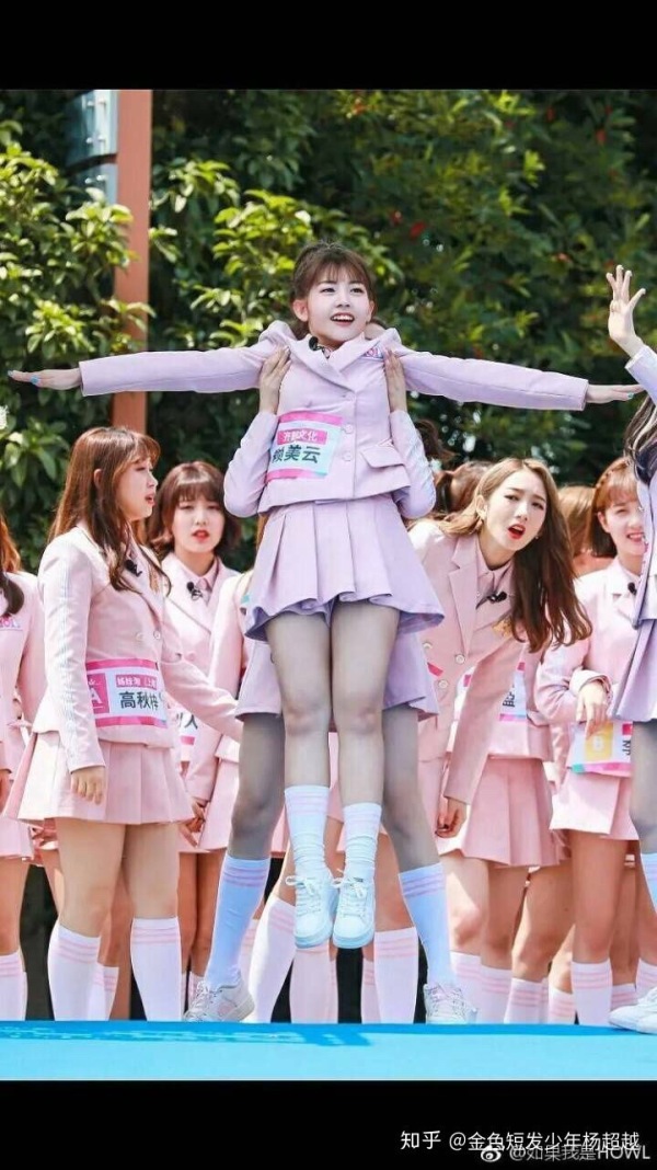 如何定位赖美云在火箭少女101组合中的角色担当?