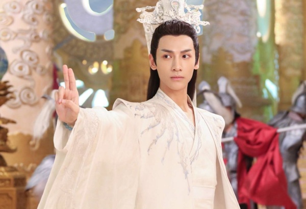 为什么罗云熙忽然火起来了或者说为什么凭着润玉一角他能获得如此大的