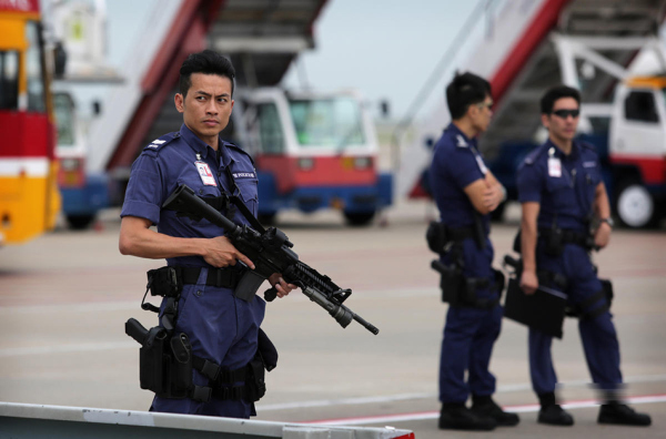 香港警察配枪历史图片