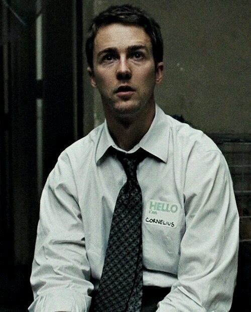 为什么很多人都对《搏击俱乐部》评价很高?